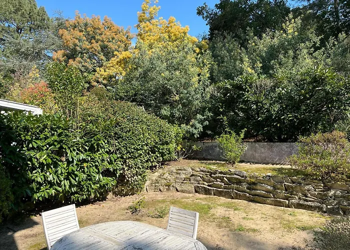 Feriehus Maison Quartier Calme, Proche Plages, Centre *